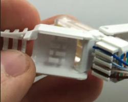 So quetschen Sie ein Internet-LAN-Kabel: Was Sie zum Crimpen benötigen, Grundregeln für das Crimpen von Twisted-Pair-Kabeln